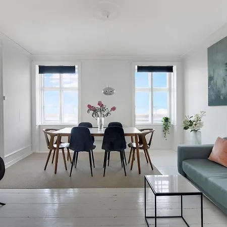 Cozy Two-bedroom In Osterbro * Copenhagen