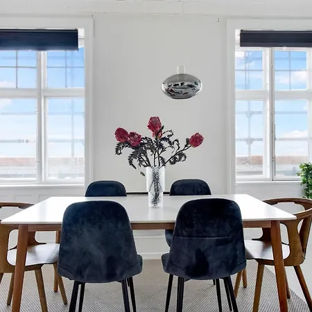 Cozy Two-bedroom In Osterbro Copenhagen