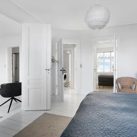 Cozy Two-bedroom In Osterbro Copenhagen